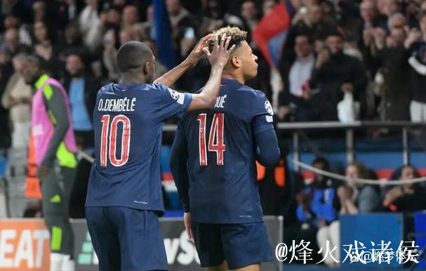 欧冠-大马丁多次扑救杜埃世界波 巴黎3-1维拉