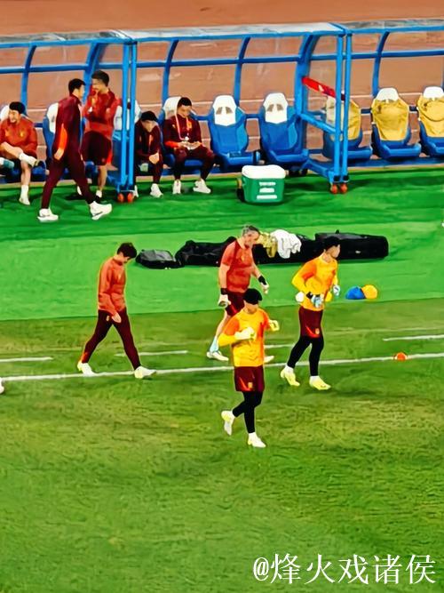 国足“荣誉战”仅一条路可选 着眼未来不能只练手