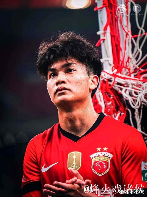 蒯纪闻贡献高光表现成最大功臣 海港后继有人了